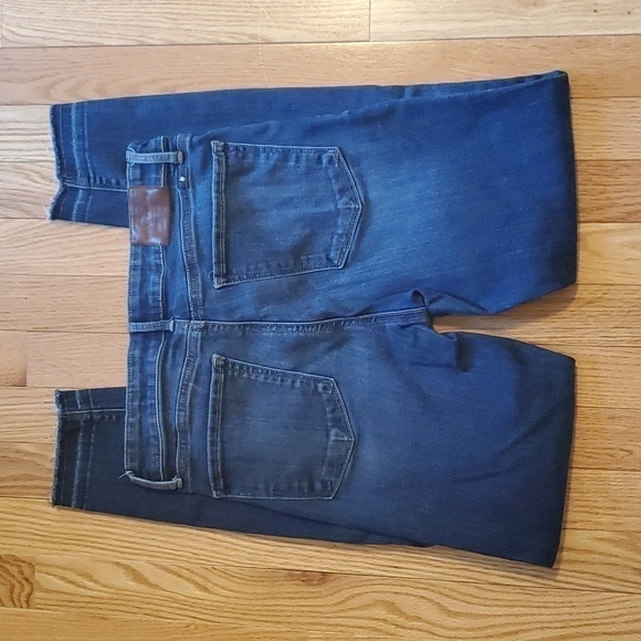 Skinny Jeans - Picture 2 of 5